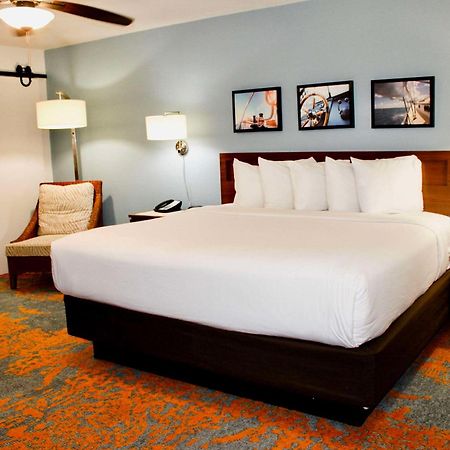 Seafarer Inn & Suites, Ascend Hotel Collection Jekyll Island Buitenkant foto
